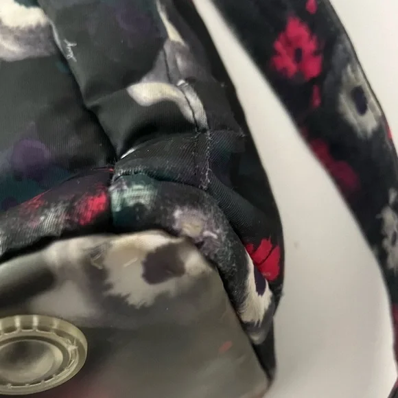 Lug Ace Tote Water Black - Picture 10 of 12